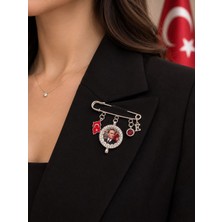 Enyess Accessory Kişiye Özel Harfli Ata Çengeli – Atatürk Portreli Türk Bayraklı Broş - Hatıra Çengeli