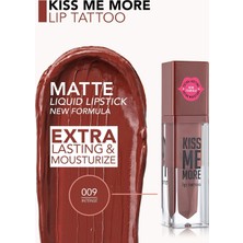 Str Store Kiss Me More Yüksek Pigmentli & Mat Bitişli Nemlendirici Likit Ruj