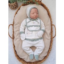 Masal Bebe Gaye Bebe Kız 0-3 Ay Çiçek Nakışlı Noktalı 5li Hastaneçıkış Seti