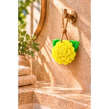 Emila Home Dekoratif Kokulu Sabun & Peeling Etkili Asılabilir Dekoratif Banyo Sabunu & Sarı Yağsemin Katı Sabun 10,5x9,5 cm