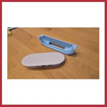 Bezos 3D Baskı Duvar Montajlı Yatay Medya Oynatıcı Tutucu Kablo Çıkışlı Duvar Askısı Oval Cihaz Standı - Mavi Strsnl