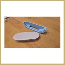 Bezos 3D Baskı Duvar Montajlı Yatay Medya Oynatıcı Tutucu Kablo Çıkışlı Duvar Askısı Oval Cihaz Standı - Mavi Za