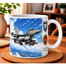 Patili Baskı Türk Hava Aracı Serisi THAPB0019 - F-16 Savaşan Şahin 151. Tunç Filo Tasarımlı 330 ml Porselen Kupa Bardak