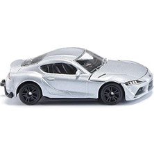 Rafta Toyota gr Supra Oyuncak