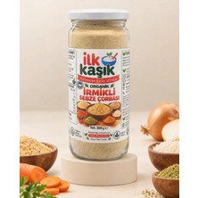 İlk Kaşık Organik İrmikli Sebze Çorbası 300 g – Havuçlu, Brokolili, Balkabaklı ve Tam Buğdaylı Çorba Karışımı