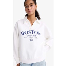 Defacto F1064AXER105 Ekru Relax Fit Polo Yaka Baskılı Kalın Sweatshirt