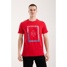 Modanı Seç Erkek Grafik Çerçeve Baskılı Günlük T-Shirt - Kırmızı