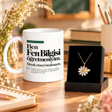 Bk Gift Ben Fen Bilgisi Öğretmeniyim Tasarımlı Kupa ve Kişiye Özel Isimli Papatya Kolye Seti