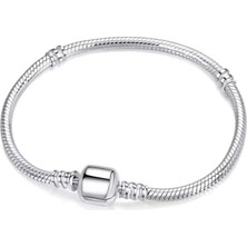 Pandora Tipi Charm Uyumlu Yılan Zincir Bileklik Kadın, Yuvarlak Tokalı Gümüş Renk Şık Bileklik, Paslanmaz Çelik Dayanıklı Bileklik, Hediyelik Kadın Takı Özel Günler Için
