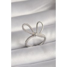 Uravas Store Zirkon Taşlı Düğüm Yüzük Gümüş Renk Pirinç Malzeme