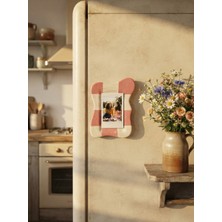 Kabile Kırmızı Magnet Çizgili
