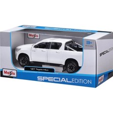 Kaia Life May 32920 1 27 Toyota Hilux - Stokta Olan Renk Gönderilir