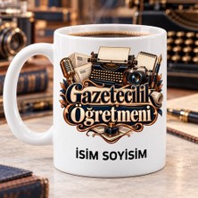 Kişiye Özel Gazetecilik Öğretmeni Daktilo ve Altın Yazı Desenli Kupa Bardak