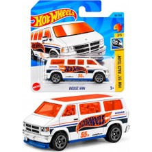 Rafta Hot Wheels Dodge Van *beyaz