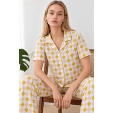 Kadın Desenli Çok Renkli Kısa Kollu Pijama Takımı 4861