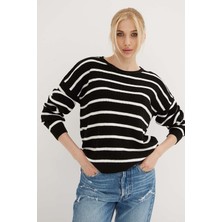 Fashion Friends Çizgili Regular Fit Bisiklet Yaka Triko Kazak Kadın Kazak 26K0477K1