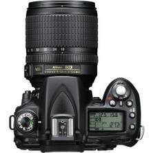 Nikon D90 18-105 VR Kit 12 Megapiksel CMOS Sensör 3 inç Ekran 18-105 mm Lens Özellikleri