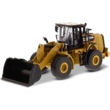 Die Grup Diecast Masters 1:64 Ölçekli Tırtıl 950 M Tekerlek Yükleyici - 'dan Inşaat Metal Serisi - 85692 - Oyna ve Topla - Işlevsel Kol ve Kova ile - Bazı Plastik Parçalarla Kalıp Metalden Yapılmıştır