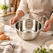 Mythriva Deconox Paslanmaz Çelik 1500 ml Ölçülü Kap 23 Cm, Iç Ölçek Çizgili 1,5 Litre Karıştırma ve Hazırlık Kabı, Çift Yan Tutamaçlı Mutfak Ölçü Kabı