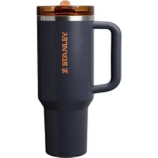 Şanal Stanley The Quencher Protour Flip Straw Tumbler 1.18L Pipetli Termos 10-21126-0127 Lacivert