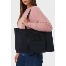 Calvin Klein Logolu Omuz Askılı Çanta LV04F3869GUB1 Kadın Çanta LV04F3869G Ub1