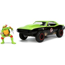 Myg Plus Jada, 253285001, Ninja Kaplumbağalar Chevy Camaro 1:24 Model Araç ve Raphael Figürü, Die-Cast (Metal), Serbest Tekerlek, Açılır Kapılar, Raphael Figürü, 1:24, 19 cm