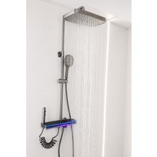 AKT LED Aydınlatmalı Dijital Göstergeli Şelale Akışlı Duş Seti