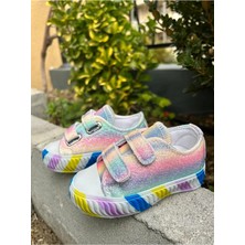 Scarpe Magiche Parlak Gökkuşağı Kız Çocuk Ayakkabısı – Hafif ve Rahat Spor Model (31-35 Numara Arası Işıksızdır )