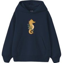 The Lucid Lab Seahorse Curled Around A Sprig Çocuk Hoodie