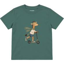 The Lucid Lab Giraffe On A Kick Scooter With A Scarf Çocuk Tişört - Yeşil