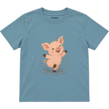 The Lucid Lab Piglet Splashing In A Tiny Isolated Puddle Çocuk Tişört - Çelik Mavi
