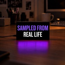 Gişe Arts Masa Lambası - Sampled From Real Lıfe (Gerçek Hayattan Sample Alındı.) 2 Adaptörlü Dekoratif & Hediyelik Lamba