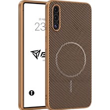 Happy Trend Samsung Galaxy A06 Ile Uyumlu Kılıf Karbon Fiber Desenli Manyetik Şık Tasarım Darbe Emici Kamera Korumalı Telefon Kılıfı (Çöl Titanyum)