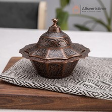 Str Store Kapaklı Zamak Şekerlik ve Lokumluk, Osmanlı Motifli Dekoratif Sunum Kabı, Kahve Yanı Şeker, Çikolata ve Şekerleme Için (Kahverengi)