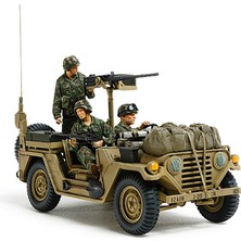 Esplendor Tamiya 300035332 – 1: 35 Us M151 A2 Transporter Grenada 1983