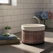 TeknoKapsül Yuvarlak Bambu Düzenleyici ve Saklama Sepeti – Çok Amaçlı Banyo, Makyaj ve Ofis Organizeri, Kumaş Astarlı Dekoratif Silindir Kutu (18X13 Cm, Gri)