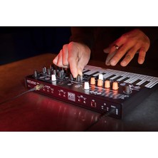 Microfreak Deneysel Hibrit Synthesizer