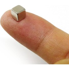50 Adet 5X5X5 mm Sihirli Manyetik Küp Neodyum Mıknatıs Güçlü Çekim