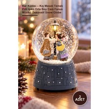 Yenilig 2 Adet Kar Küresi – Kış Masalı Temalı Pilli Işıklı Orta Boy Cam Fanus Müzikli Dekoratif Snow Globe