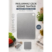SHG HOME Paslanmaz Çelik Kesme Tahtası Yüzey Işlemeli 1mm Kalınlık, 18X24 cm Yıkanabilir, Gıda Temasına Uygun