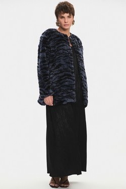 Sungur's Store Hayvan Desenli Modeller ile Farklı Bir Tarz Yaratın görsel 4