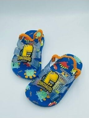 Gezer Kız Bebe Sandalet Terlik Kırmızı Renk Yaz Sezonu İçin Hafif ve Konforlu Tasarım görsel 7
