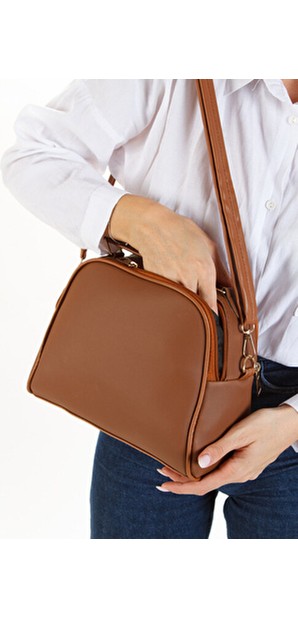 Adelina Bags Kadın Üç Bölmeli Suni Deri Çapraz Askılı El ve Omuz Çantası Modern Tasarım görsel 7