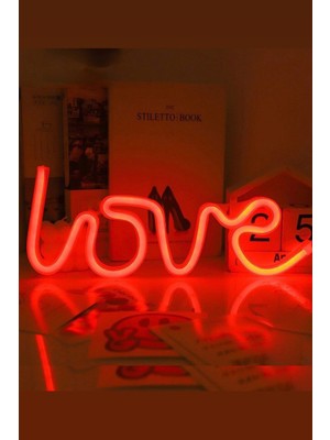 Neon Love Yazısı