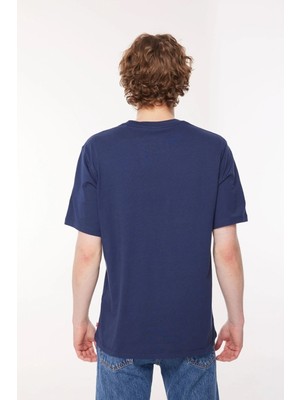 Levi's Bisiklet Yaka  Pamuk Relaxed Fit T Shirt Erkek T Shirt A9437