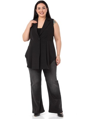 Disentis Modest Büyük Beden Kaplama Düğmeli Eteği Pileli Arkası Kısa Siyah Yelek