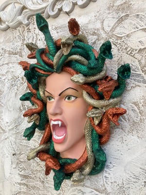 Wowo.craft Medusa Yılan Saçlı Kadın