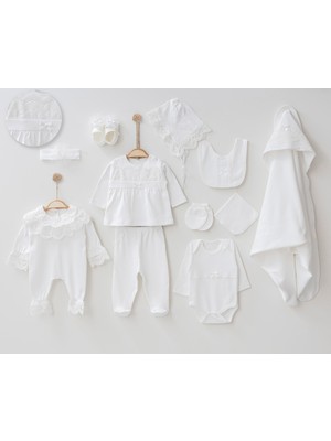 Buse & Eylül Bebe Beyaz Güpürlü 10 Parça Kız Bebek Hastane Çıkışı Takımı