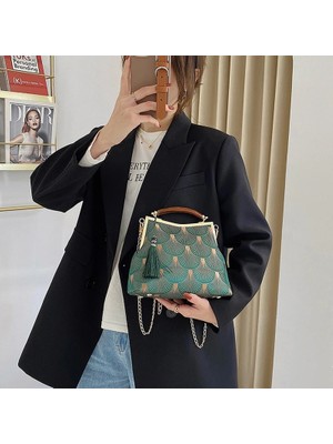 Qiuming Shop Kadın Çantası 1 Tarzı 22CMX16CMX5CM Vintage Tasarımcı Kilit Kabuk Çanta Saf El Yapımı Çanta Saçak Zincir Kadın Omuz Crossbody Çanta Lady Kadın Çanta Iyi Çanta (Yurt Dışından)