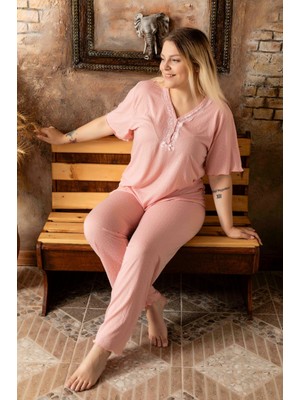 Eyfuze Kadın Büyük Beden Yakası Düğmeli Kısa Kollu Bambu Pijama Takımı